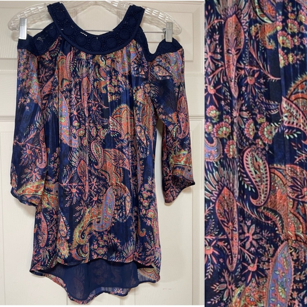 Danielrainn Cold Shoulder Crochet Double Layer Colorful Paisley Blouse Small
